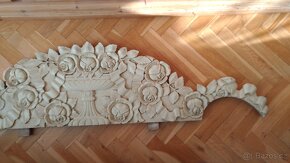 Dřevěná ozdobná starožitná řezba na nábytek - 4