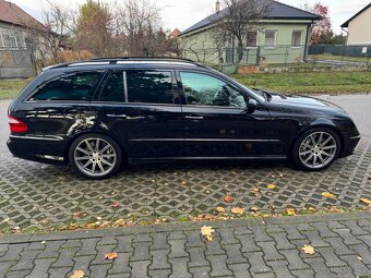 Mercedes Benz E55 AMG w211 - 4