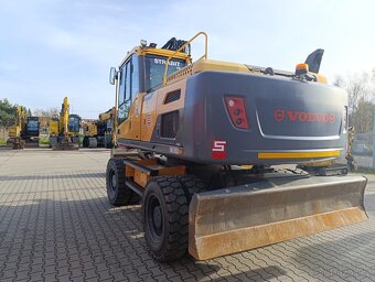 Kolový otočný bagr Volvo EW 210 D - 4