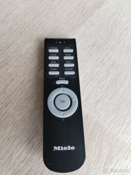 Robotický vysavač Miele Scout RX1 - 4