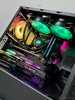 HERNÍ PC I7 8700K/32GB RAM/RTX 2070/512GB SSD - 4