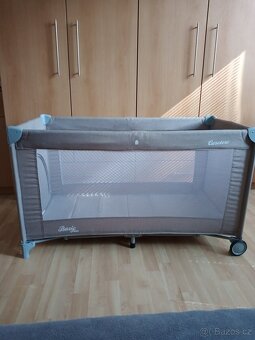 Skládací cestovní postýlka - 4