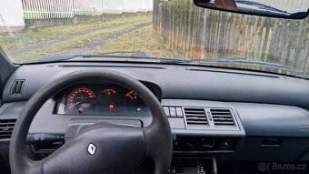 Prodám Renault Clio 1,2 r.v. 1996, 160 000km - 4