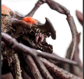 Soška Dolmen - Queen Caniptei

 - 4