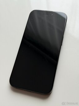 iPhone 16 Pro 128GB Černý, Baterie 94% - 4