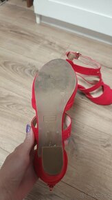 Pěkné červené sandály HUMANIC vel.38 - 4