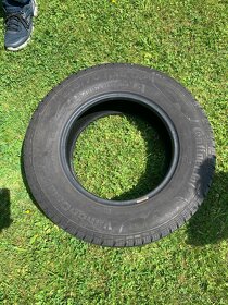 4 x Pneu Continental VancoCamper 215 70 R15 - - 4