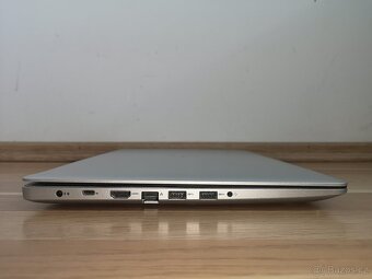 Čtyřjádrový notebook Dell Inspiron 3585 - 4