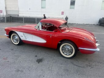 CORVETTE - nejkrásnější auto USA - 4