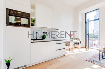 Pronájem bytu 1+kk, 28 m² - Praha - Holešovice - 4