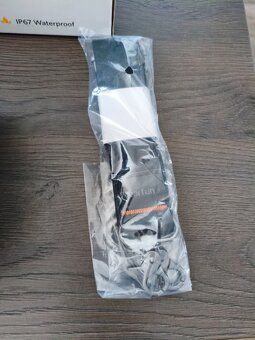bezdrátový reproduktor Earfun Uboom X - 4