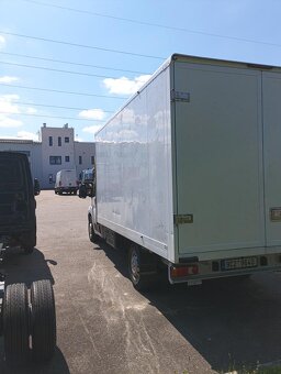 Peugeot Boxer 2,2 Blue HDi skříň - 4