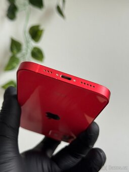 iPhone 12 128GB červený - 100% baterie - 4