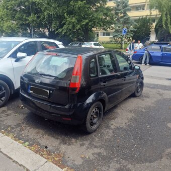 Prodám Ford Fiesta 2002 - 4