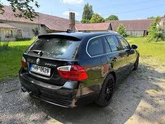 BMW E91 330xd - 4