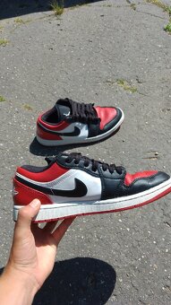 Jordan 1 Low Bred Toe - 4