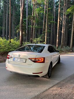 Škoda Superb - 4