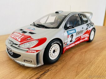 Peugeot 206 WRC AUTOart 1:18 - 4