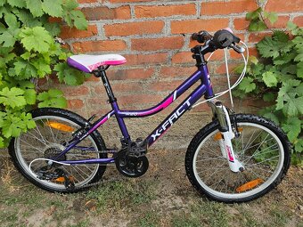 Dívčí kolo X-FACT 20 - 4