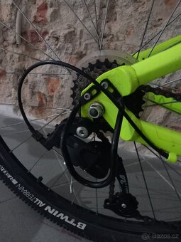 HORSKÉ KOLO ROCKRIDER ŽLUTÉ - 4