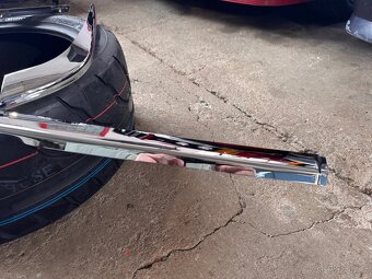 Chromy na nárazník BMW E24 - 4