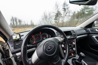 2007 Subaru legacy outback 2.5l Benzín Manuál. - 4