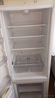 Lednička s mrazákem zdarma - 4