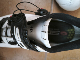 Silniční tretry Sidi, 44.5 - 4