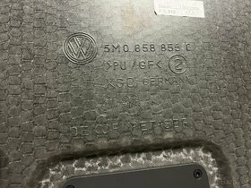 Podlaha kufru VW Golf Plus  5M0864749A, 5M0868077A, 5M085885 - 4