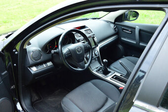 Mazda 6 combi 2,2 MZR-CD, r. v. 2011, 120 kw, 2 sady pneu - 4