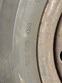 Pneu Škoda octavie 185/65R15 - 4