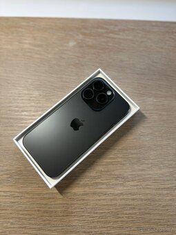 iPhone 15 Pro - KRÁSNÝ STAV - 4