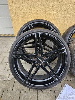 5x112 r20 Motec - 4
