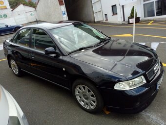 Audi A4 2.6 6V Benzin - 4
