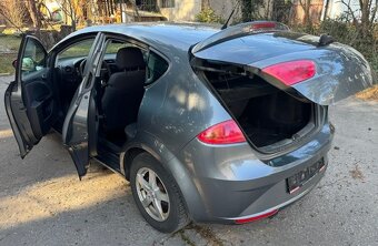 Seat Leon 1.2 TSI 77kW, r. v. 2012, servis, nová STK - 4