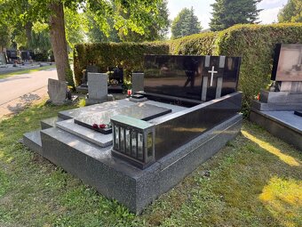 Prodám hrobku - kámen / žulu - 4