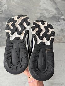 Nike Air 70 vel 32 - 4
