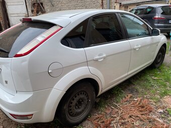 Ford Focus II - 4