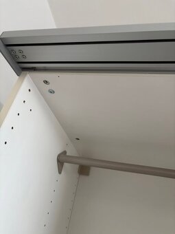 IKEA skříň PAX s posuvnými dveřmi HASVIK - 4
