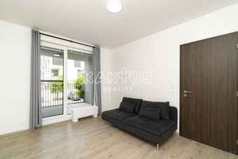 Pronájem bytu 4+kk (116m²) s předzahrádkou v novostavbě na u - 4