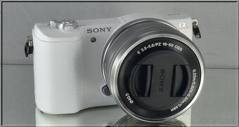 Sony A 5100 + 16-50mm DSLMFull HDVWIFI950 Exp. - 4