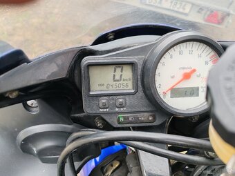 Yamaha r6 - 4