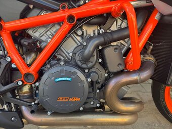 KTM 1290 Super DUKE R - 4