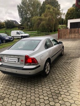 Volvo S60 2,4 D5 - 4