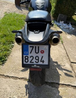 Ducati Monster - 4