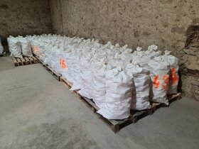 Dřevěné brikety - 4