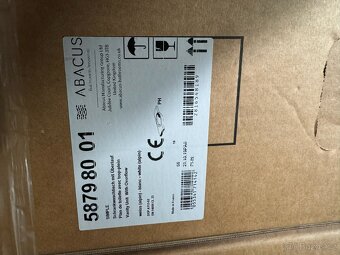 Umyvadlo bílé Villeroy & Boch - 4