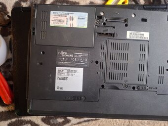 Staré notebooky 8 kusu - 4