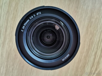 Objektiv Nikon Z 24-70mm f/4 - 4