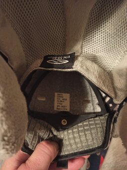 Lyžařská helma - 4